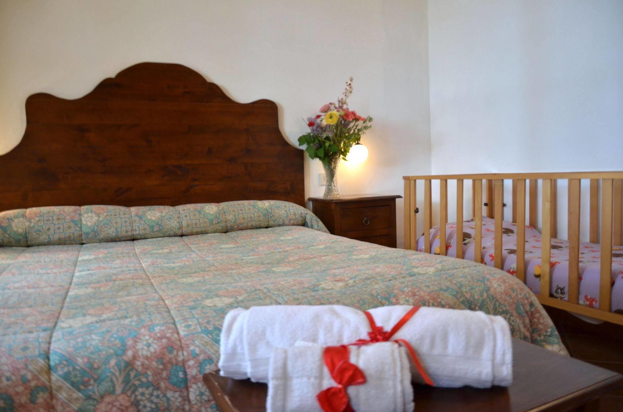 Agriturismo Il Casalone Montepulciano Stazione エクステリア 写真